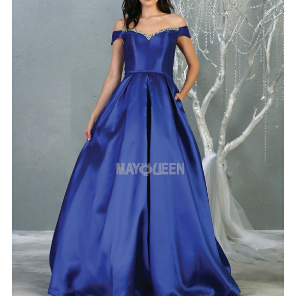 Off shoulder with beaded neckline formal ball gown long - Picture 4 of 8